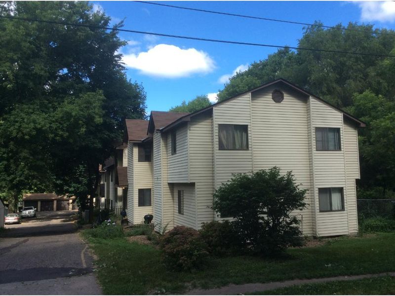 1365 Arkwright St #202, Saint Paul, MN 55130