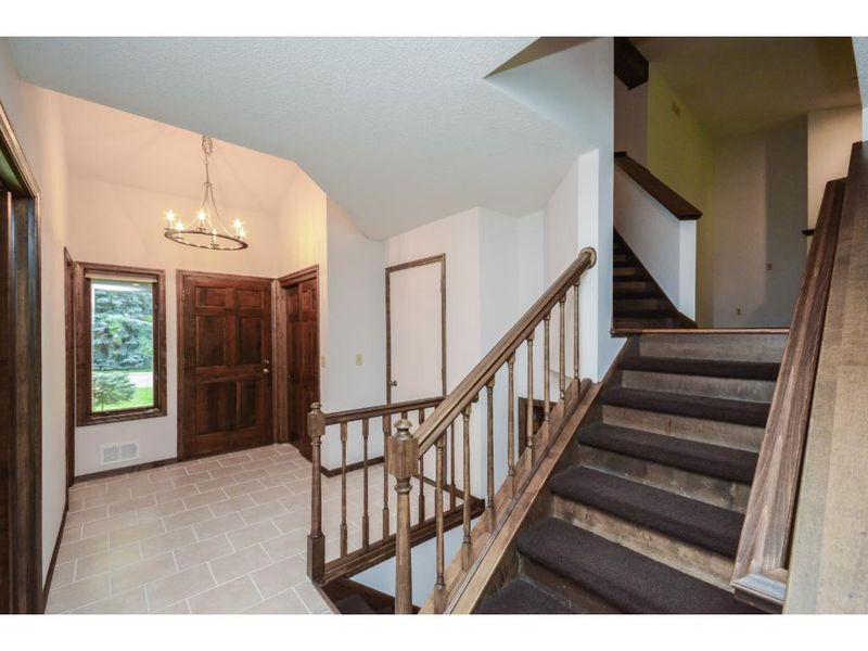 4081 Quantico Ln N, Plymouth, MN 55446
