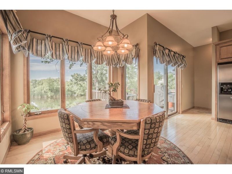 18911 100th Ave N, Maple Grove, MN 55311