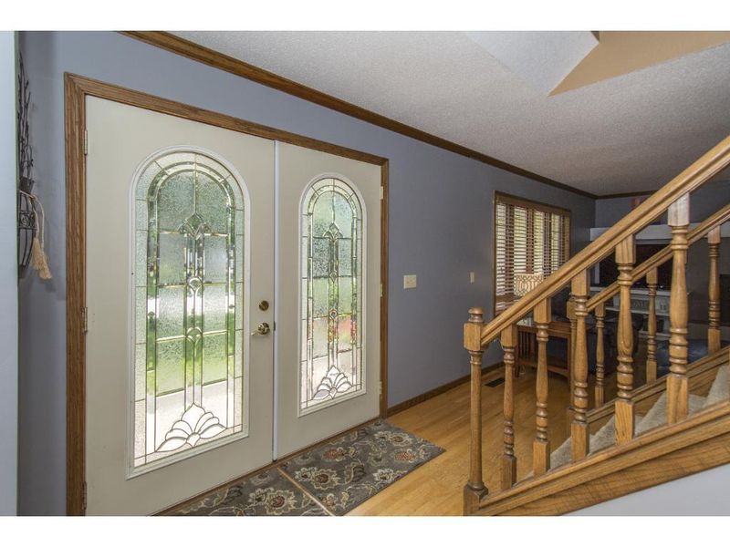 9432 Hillingdon Rd, Woodbury, MN 55125