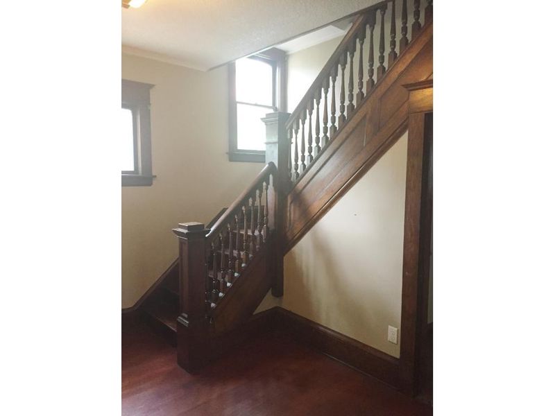 1305 Selby Ave, Saint Paul, MN 55104