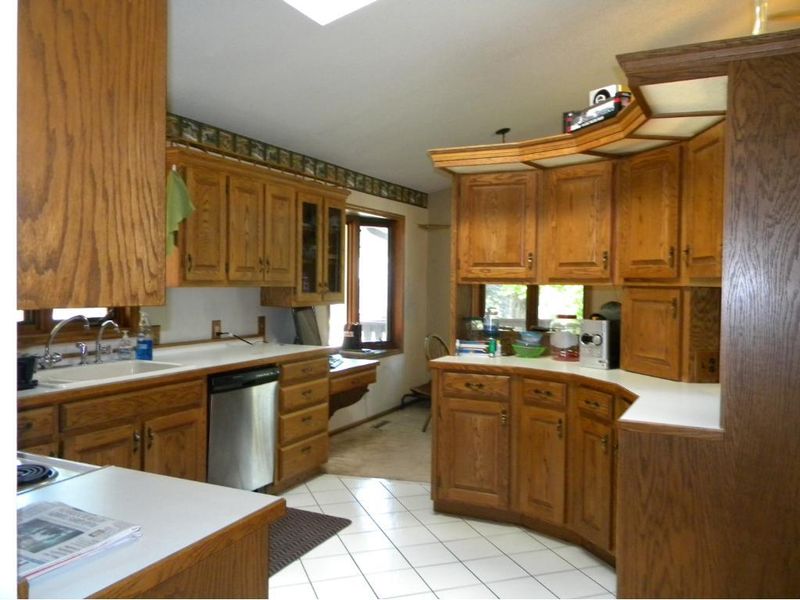 853 Ford Rd, Newport, MN 55055