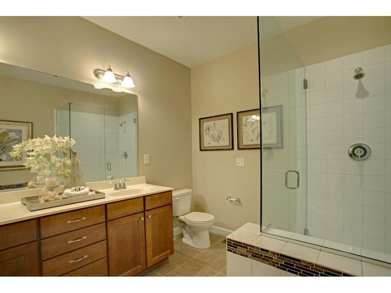 1231 Vernon Dr, Carver, MN 55315