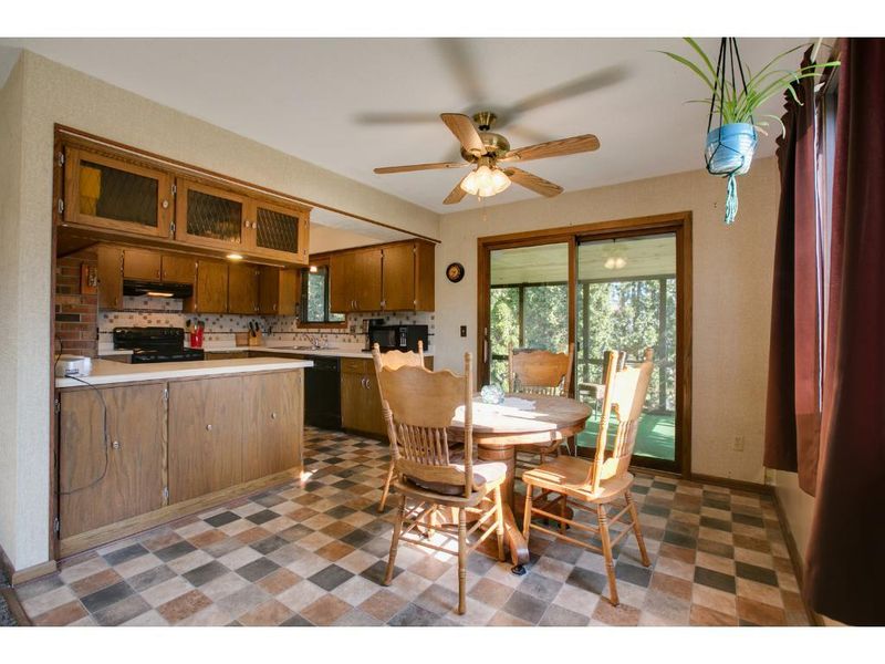 608 Pine Tree Trl, Stillwater, MN 55082