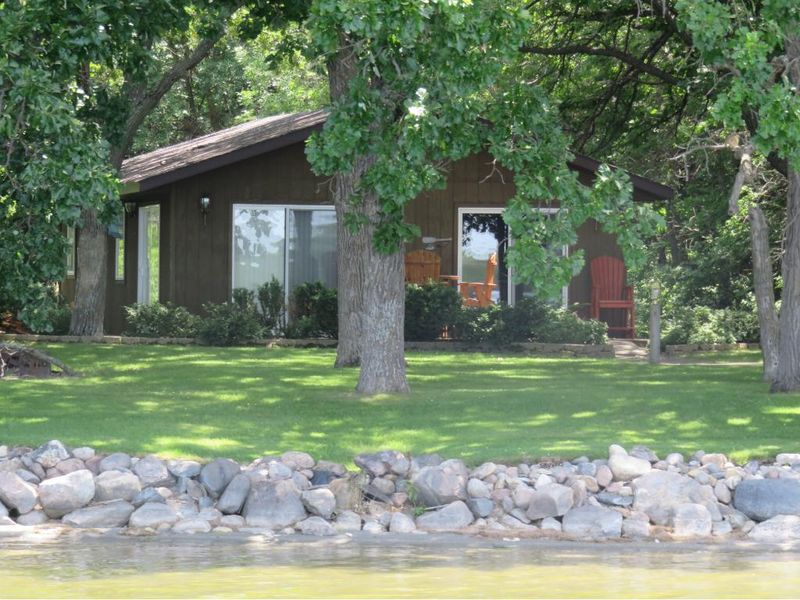 27259 Oak Point Rd, Elbow Lake, MN 56531