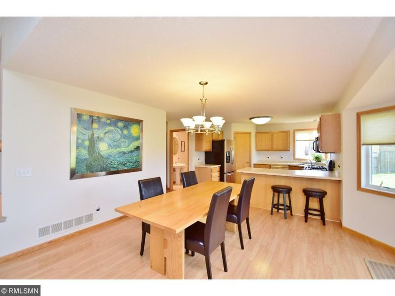 6087 Deer St, Monticello, MN 55362
