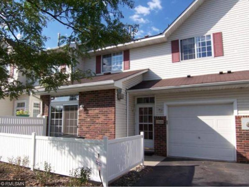 15644 Gateway Pa, Apple Valley, MN 55124