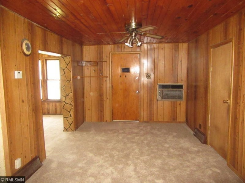 417 8th St E, Hastings, MN 55033