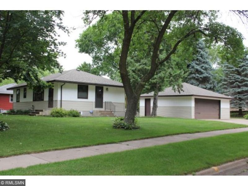 737 112th Ave NW, Coon Rapids, MN 55448