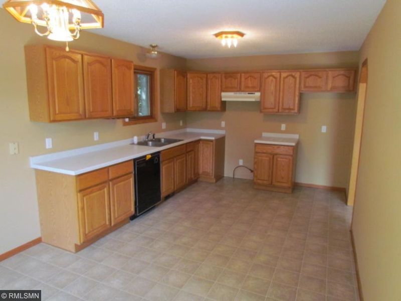 17671 Browns Ln, Brainerd, MN 56401