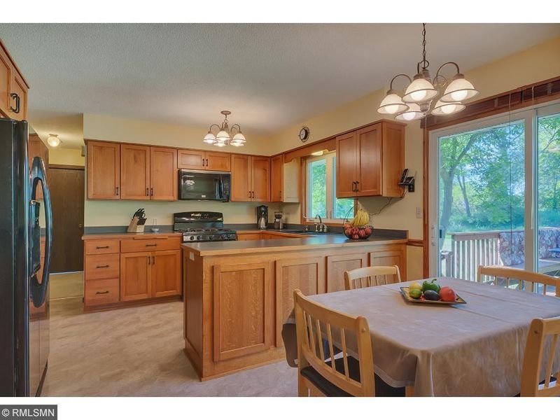 2820 Island View Dr, Saint Cloud, MN 56301