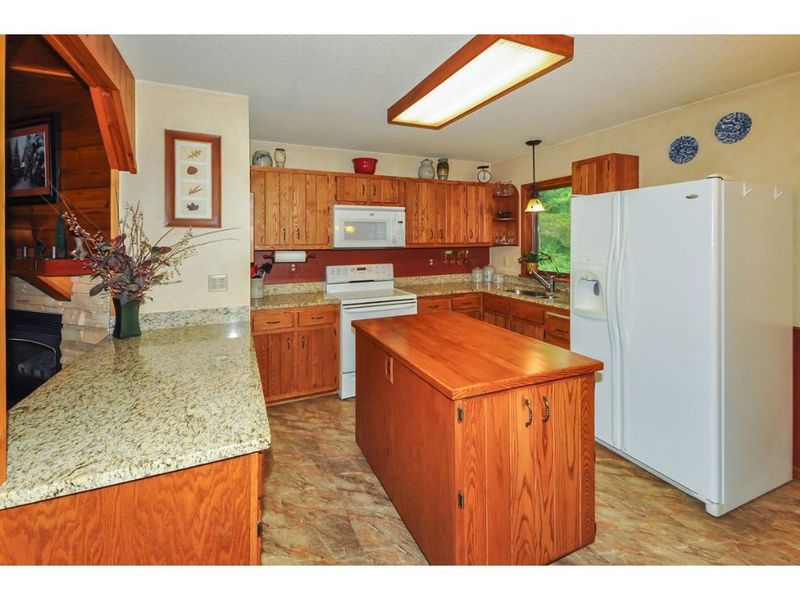 18375 97th St SE, Becker, MN 55308