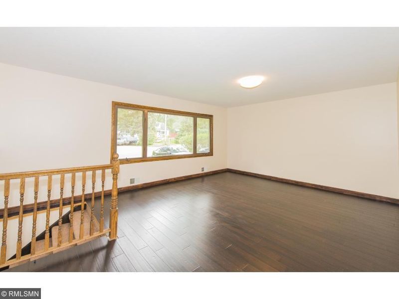 1760 7th St NW, New Brighton, MN 55112