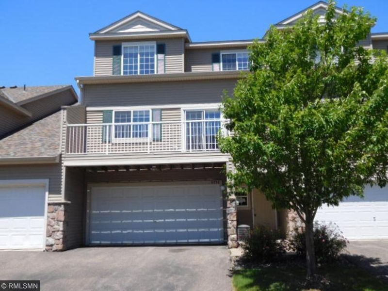 6796 Pine Crest Trl S, Cottage Grove, MN 55016
