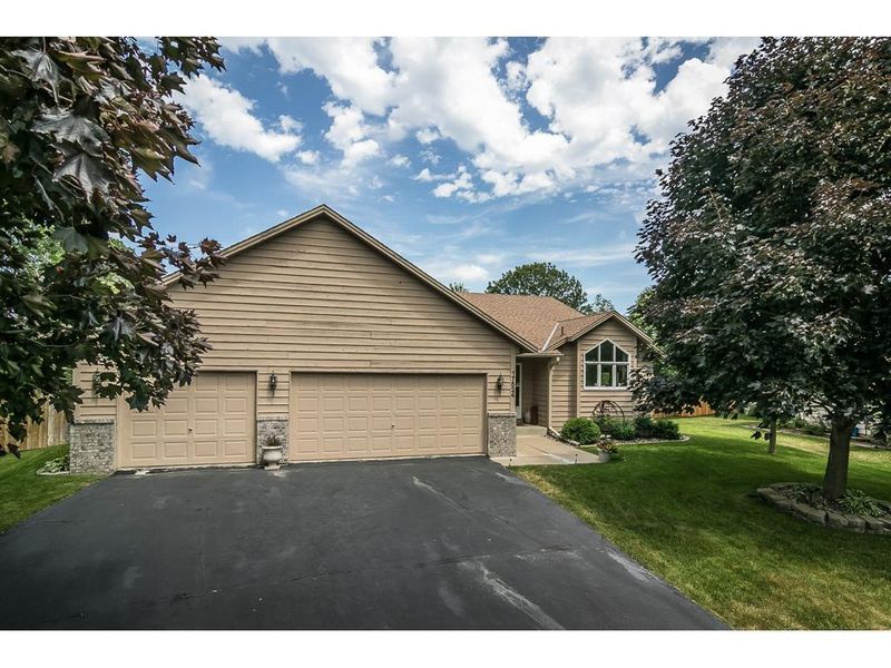17524 Fairfax Ave, Farmington, MN 55024
