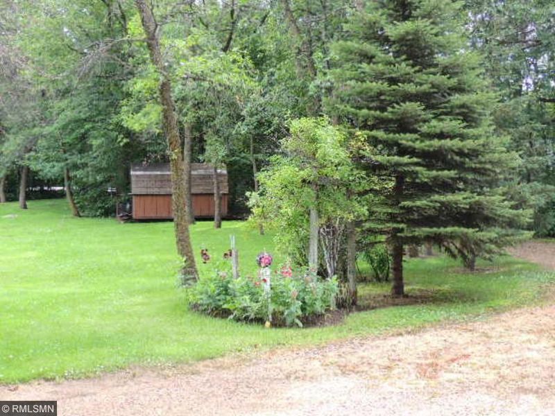 17989 718th Ave, Dassel, MN 55325