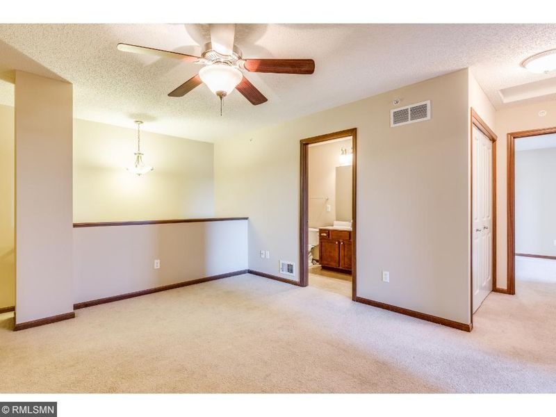 15549 60th Ave N, Plymouth, MN 55446