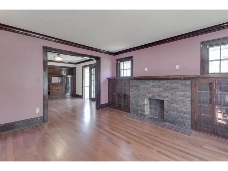 731 Marshall Ave, Saint Paul, MN 55104