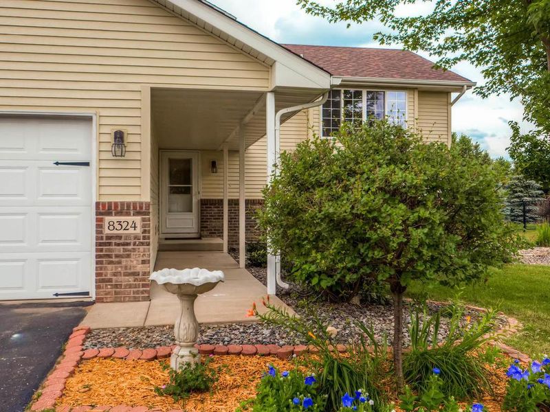 8324 Padre Cir NE, Elk River, MN 55330