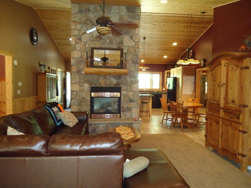 14596 Pine Bay Trl, Crosslake, MN 56442