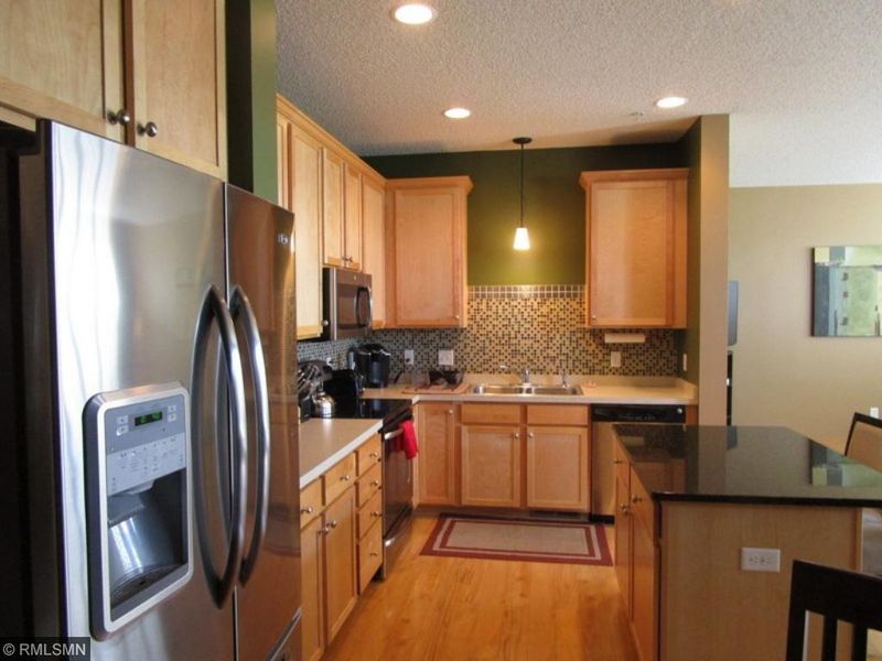 11712 84th Ave N #309, Maple Grove, MN 55369