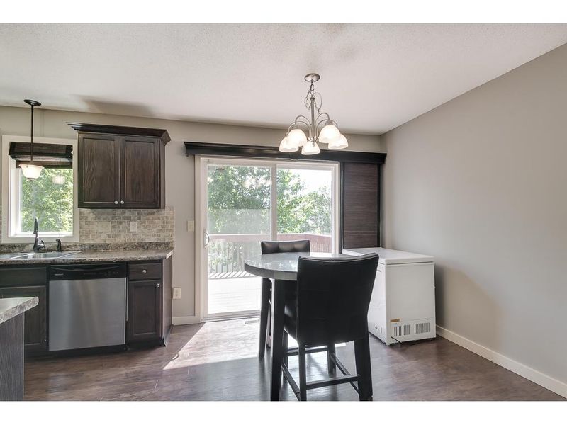 4437 Slater Rd, Eagan, MN 55122