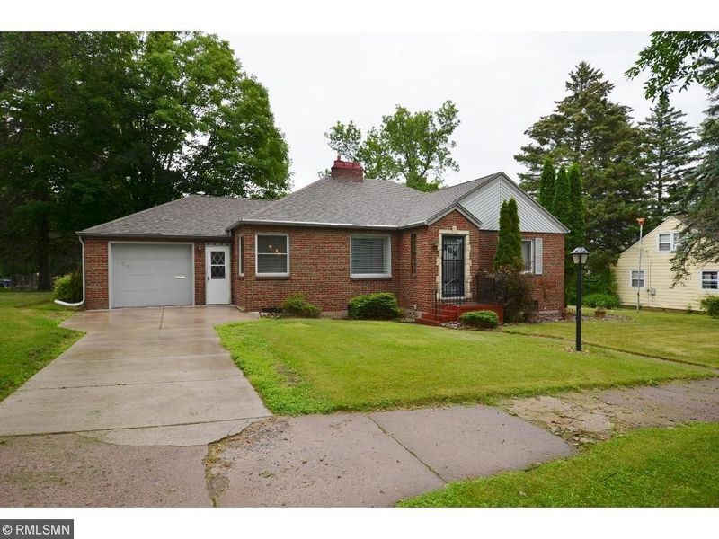 215 W Gary St, Duluth, MN 55808