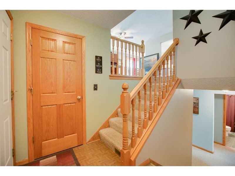 11124 Idaho Ct N, Champlin, MN 55316