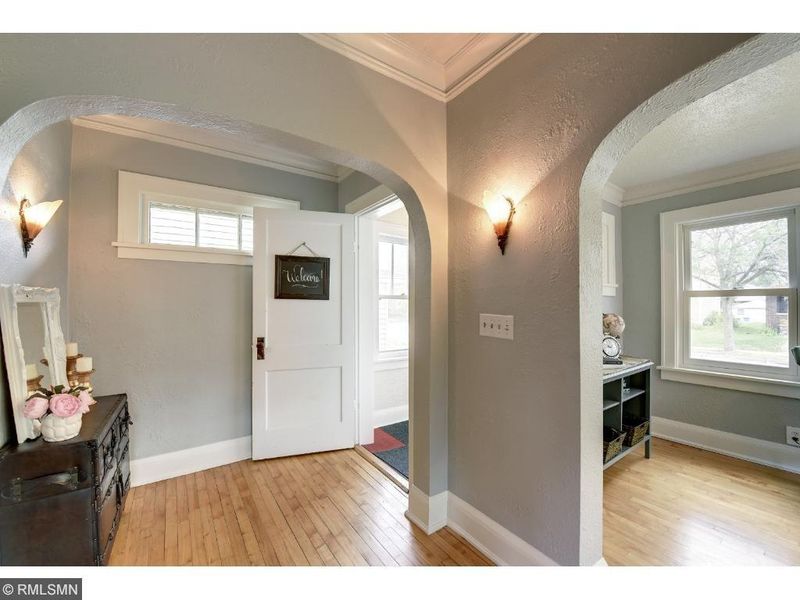 4310 Grand Ave S, Minneapolis, MN 55409