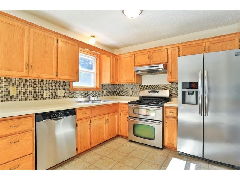 4156 Valley View St, Saint Bonifacius, MN 55375