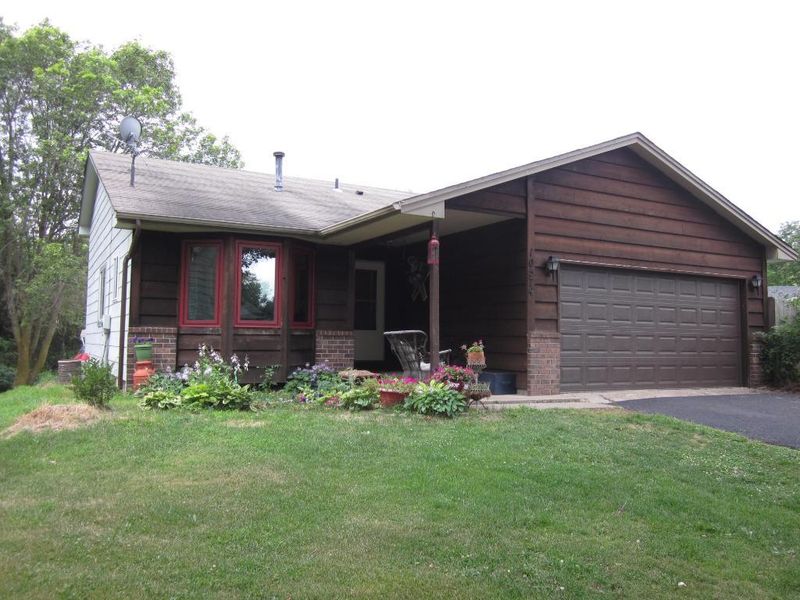 10574 Bluebird St NW, Coon Rapids, MN 55433