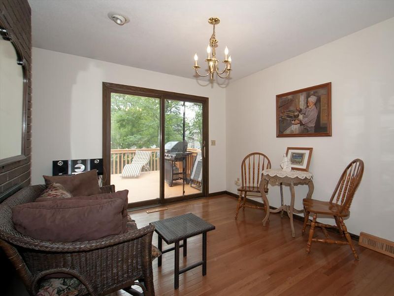 10029 Upton Rd, Bloomington, MN 55431