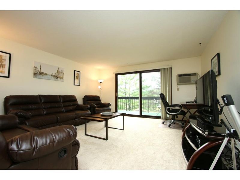 3200 Virginia Ave S #206, Saint Louis Park, MN 55426