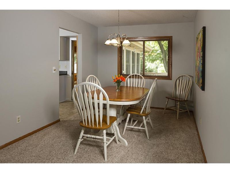 10032 Johnson Cir, Bloomington, MN 55437