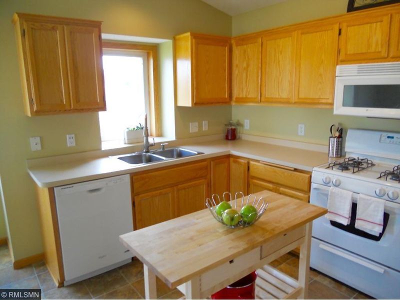 403 7th Ave SE, New Prague, MN 56071