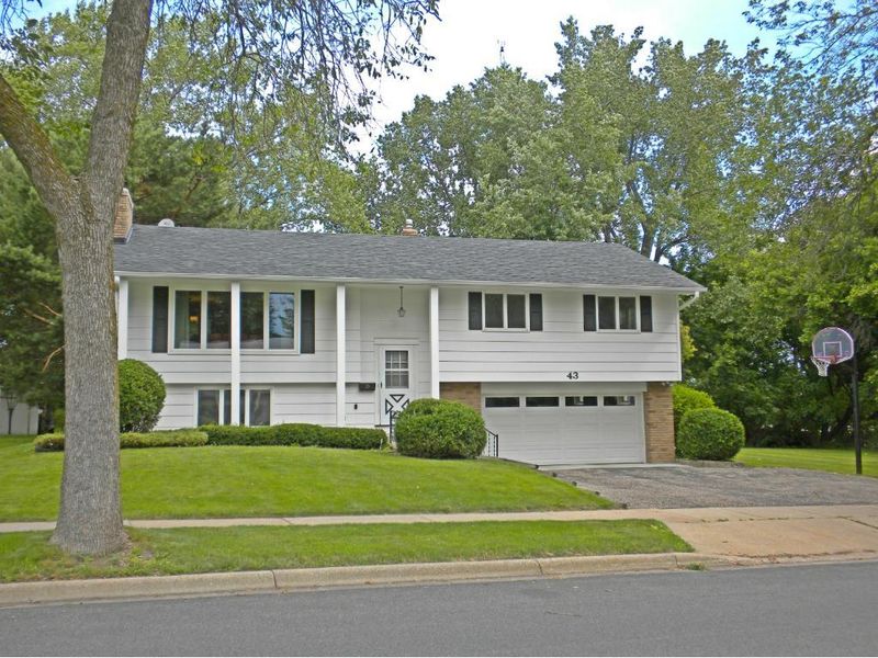 43 Logan Ave E, West Saint Paul, MN 55118
