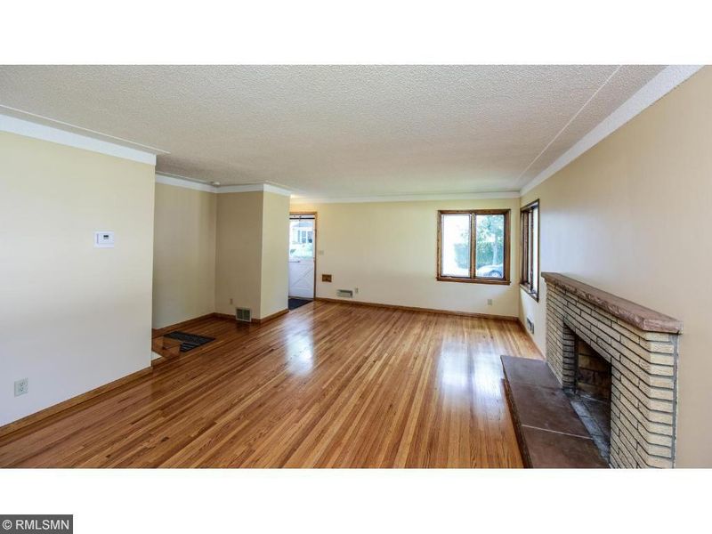 1600 W 58th St, Minneapolis, MN 55419