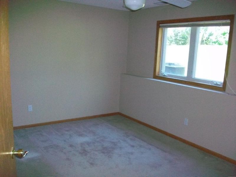 785 86th Ave NW, Coon Rapids, MN 55433