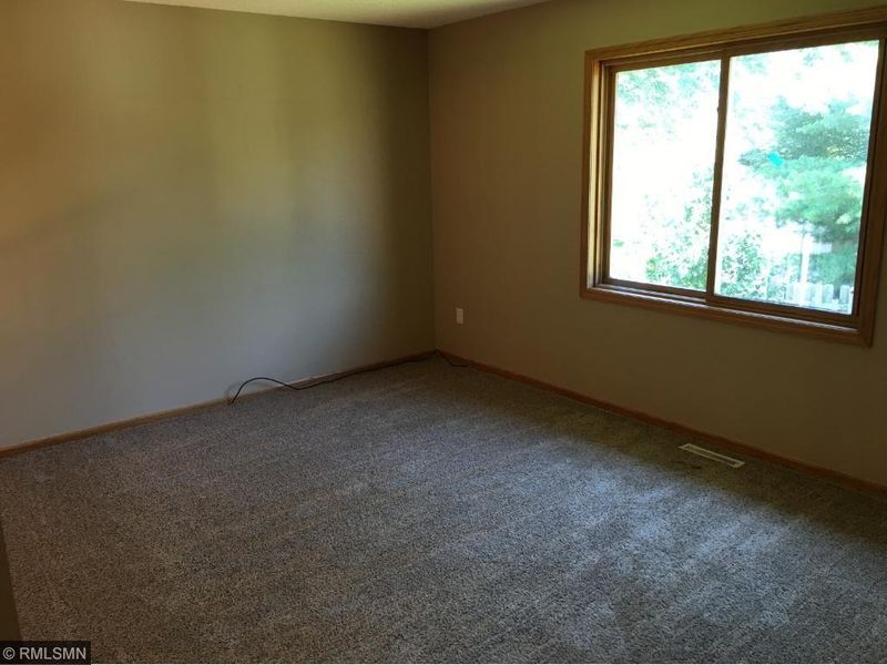 11728 NW Jonquil St, Coon Rapids, MN 55433