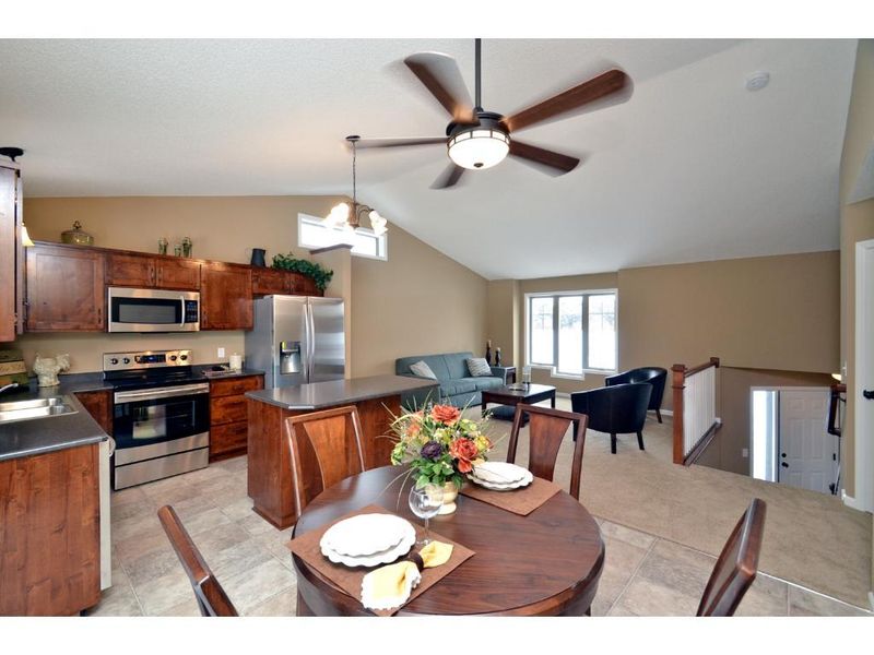 7164 379th St, North Branch, MN 55056