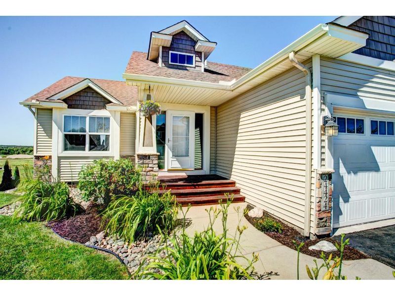 24424 Superior Dr, Rogers, MN 55374