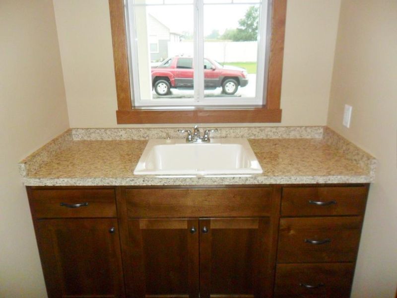 6923 Northwood Ln, Saint Cloud, MN 56303
