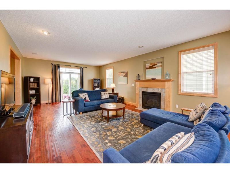 1621 Summit Hill, Eagan, MN 55122
