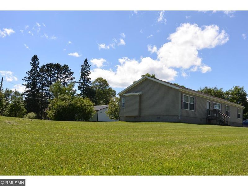 207 Indiana Ave E, Gilbert, MN 55741