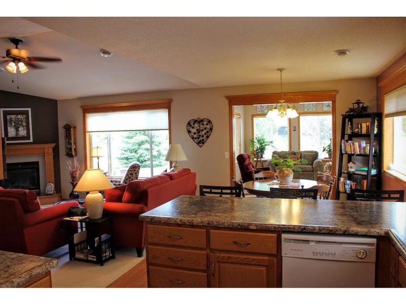1134 Willow Pond Dr, Waite Park, MN 56387
