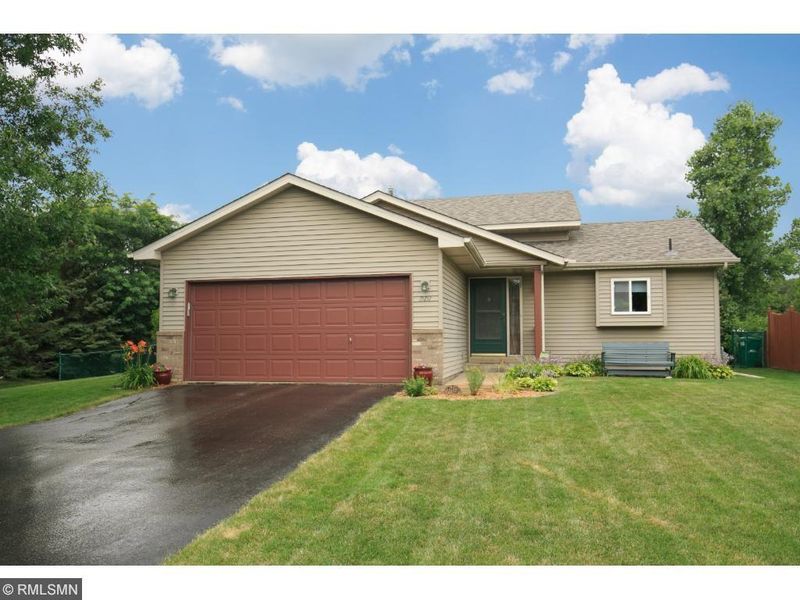15151 December Trl, Rosemount, MN 55068