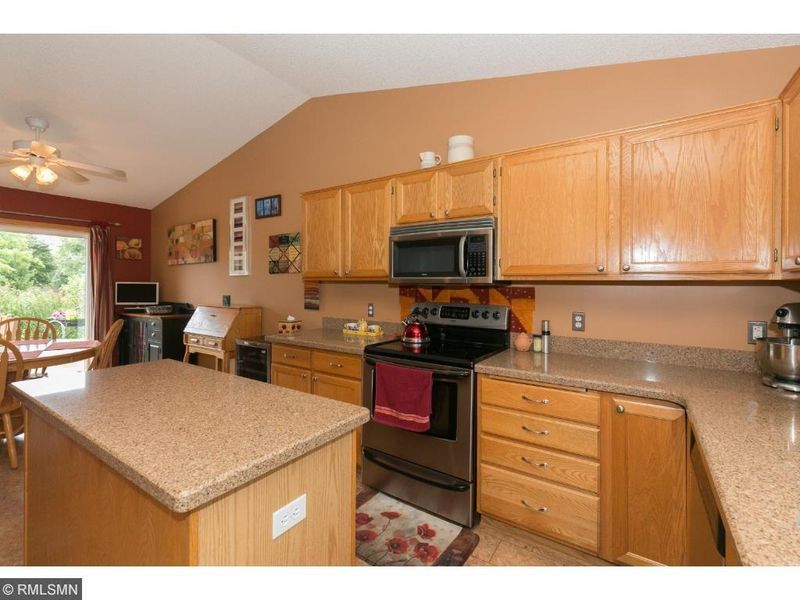 15151 December Trl, Rosemount, MN 55068