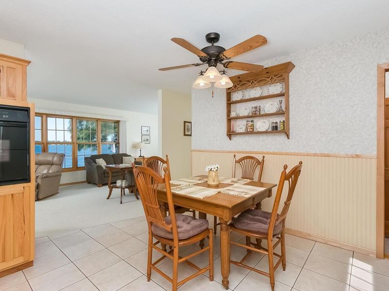 651 Shore Acres Dr, Big Lake, MN 55309