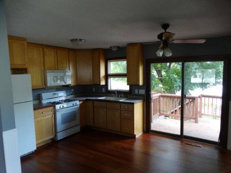 1615 Margaret St, Saint Paul, MN 55106