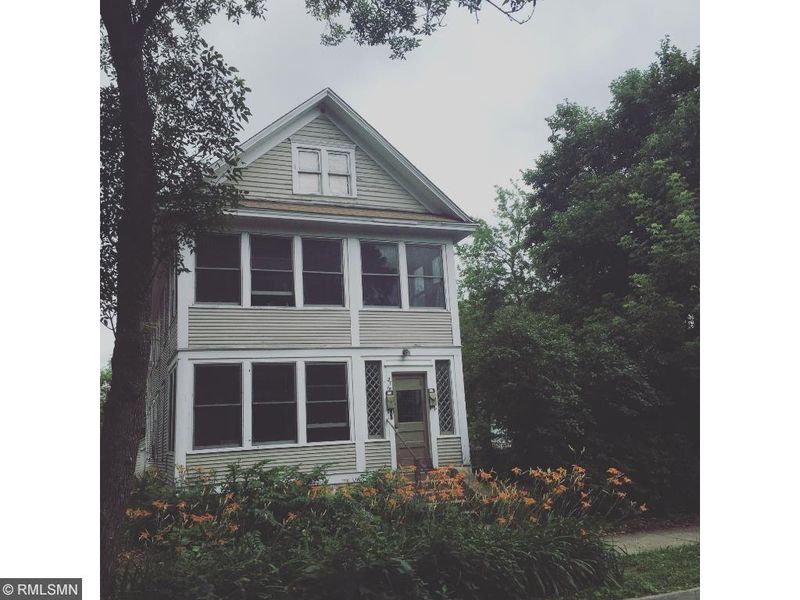 2718 Garfield Ave S, Minneapolis, MN 55408